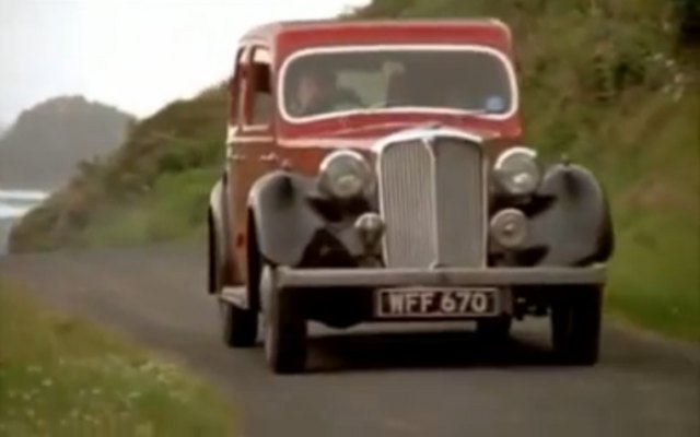 1939 Rover 14 hp Six-Light Saloon [P2]