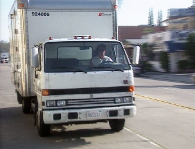 1992 Isuzu NPR V8 EFI
