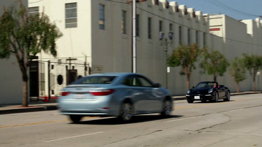 2013 Lexus ES 300h [AVV60]