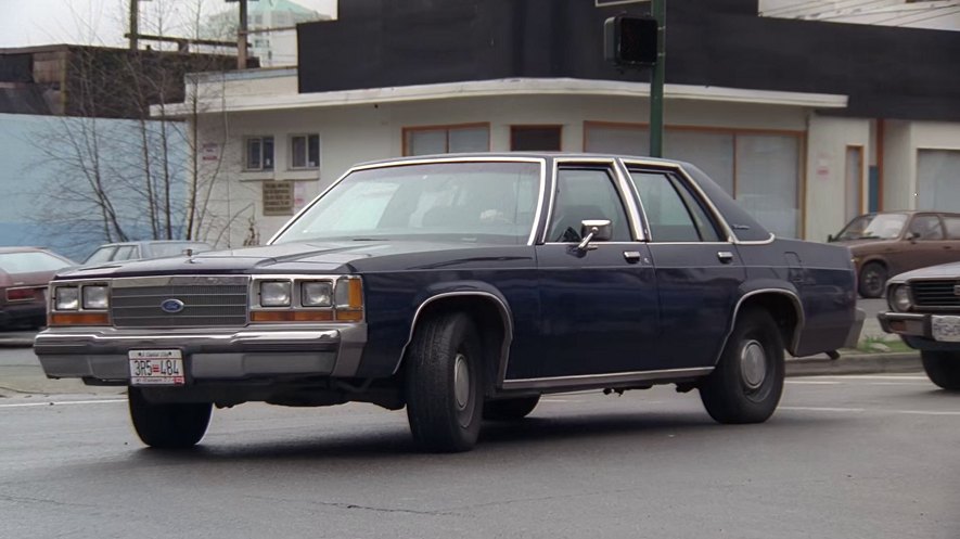 1989 Ford LTD Crown Victoria