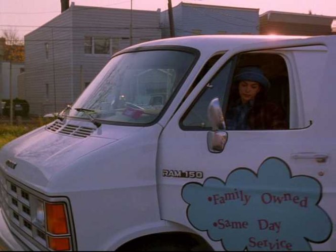 1991 Dodge Ram Van [B-150]