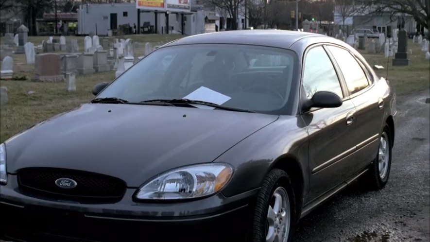 2004 Ford Taurus [D186]