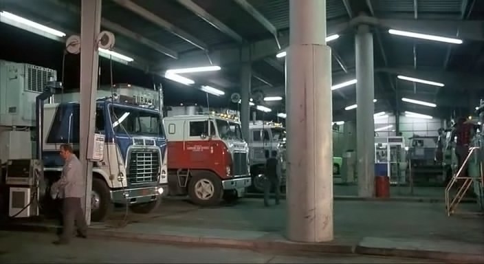 1972 White Road Commander