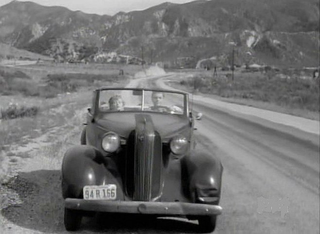 1936 Pontiac Six Cabriolet