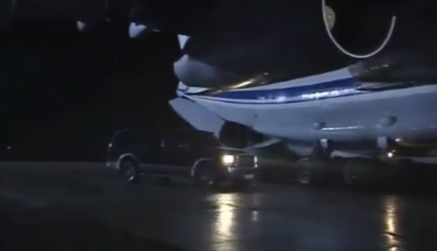 2000 Ford Excursion [UW137]