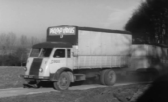 1946 Renault 208 D [R4080]