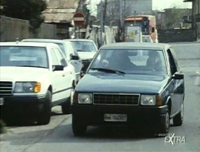 1985 Mercedes-Benz [W124]