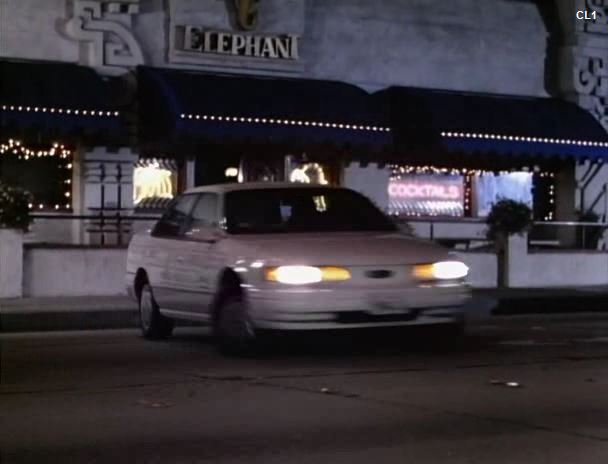 1994 Ford Taurus GL [DN5]