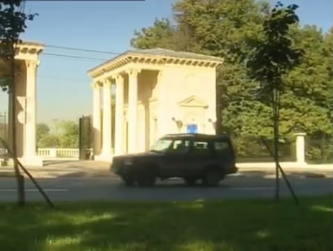 Land-Rover Discovery Series II [L318]