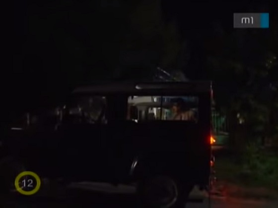 Land-Rover Defender 90