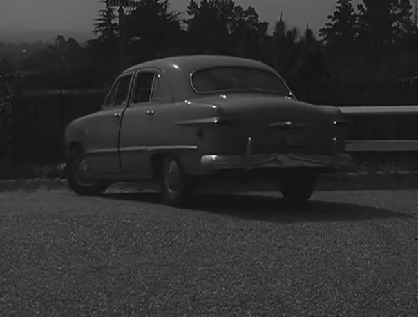 1949 Ford Custom Fordor Sedan [73B]