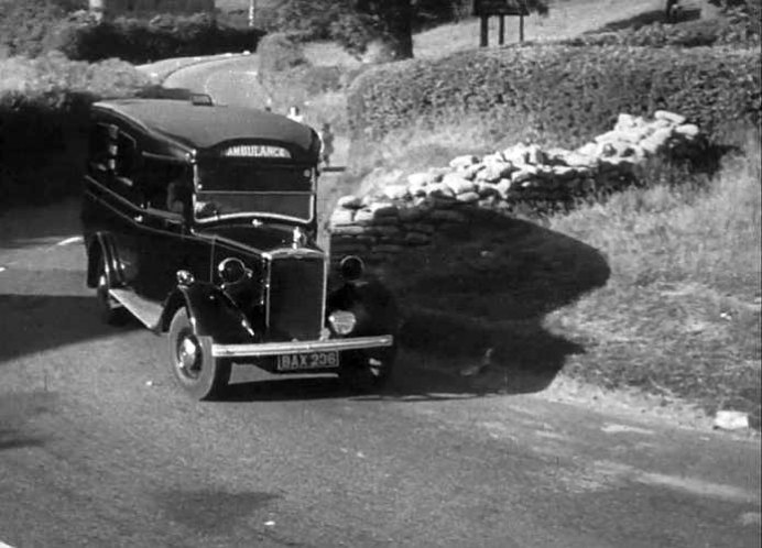 1936 Morris-Commercial C11 Ambulance