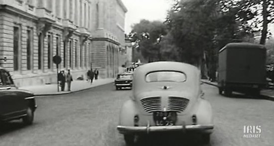 Renault 4CV