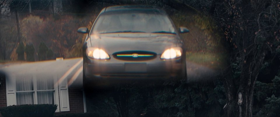 2002 Ford Taurus [D186]
