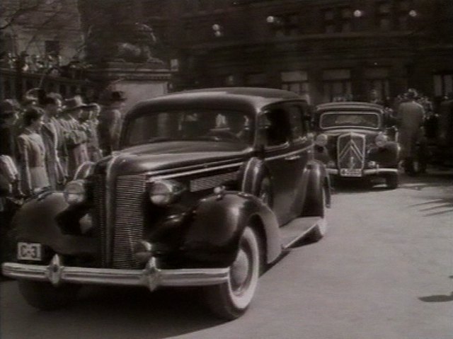 1937 Buick Limited [90]