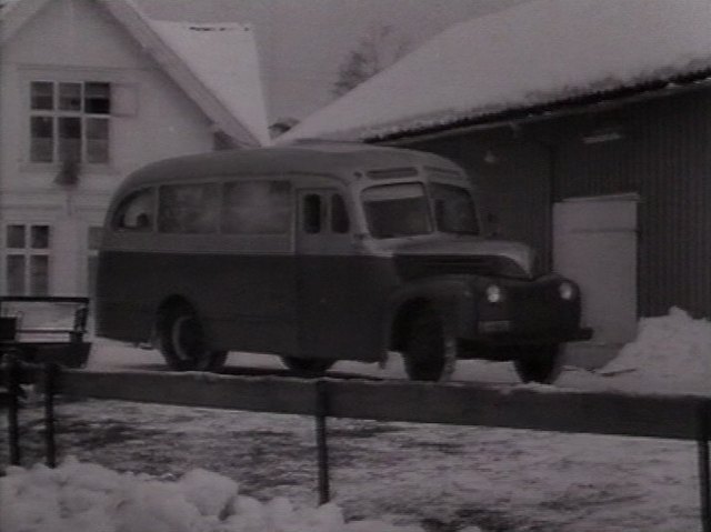 1946 Ford 2-Ton