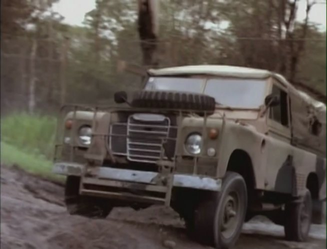Land-Rover 109'' Series III