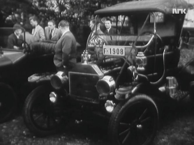 1912 Ford Model T Runabout