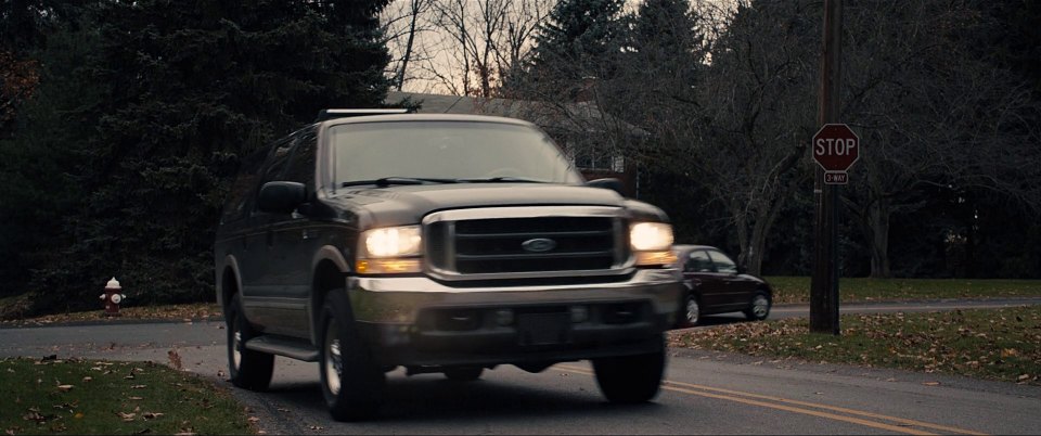 2002 Ford Excursion Limited [UW137]