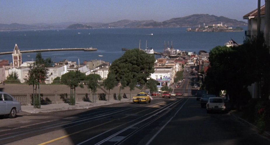 1971 MG B GT [ADO23]