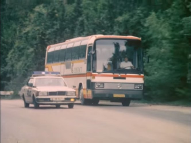 Mercedes-Benz O 303