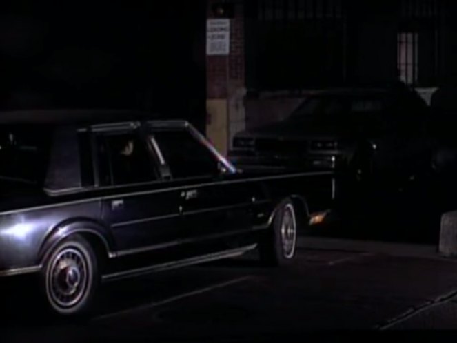 1985 Lincoln Town Car [54D]