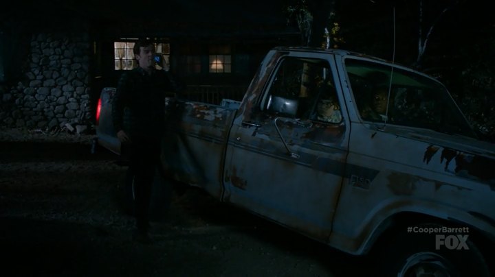 1986 Ford F-150 Regular Cab Standard