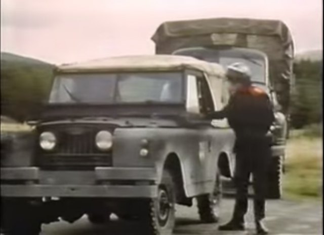 Land-Rover 88'' Series II