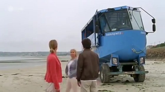 2008 CAMI Hydra-Terra Amphibious Coach MK2