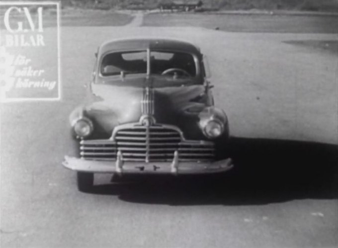 1946 Pontiac Torpedo 4-Door Sedan