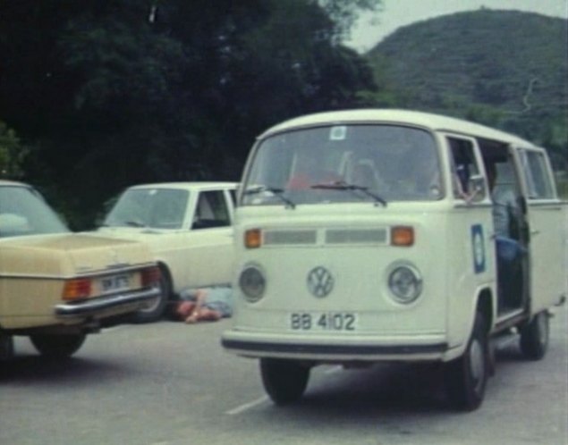 1973 Volkswagen Bus T2 [Typ 2]