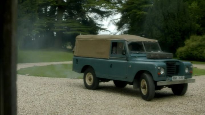 1980 Land-Rover 109'' Series III