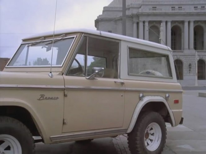1970 Ford Bronco Wagon [U15]