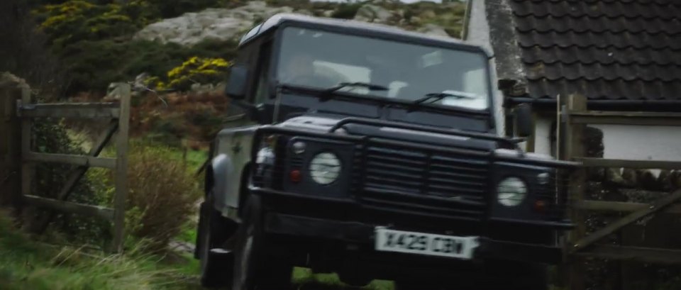 Land-Rover Defender 90
