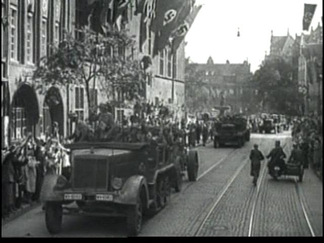 1939 Daimler-Benz DB 10 Sd.Kfz.8 s. Zgkw. 12t