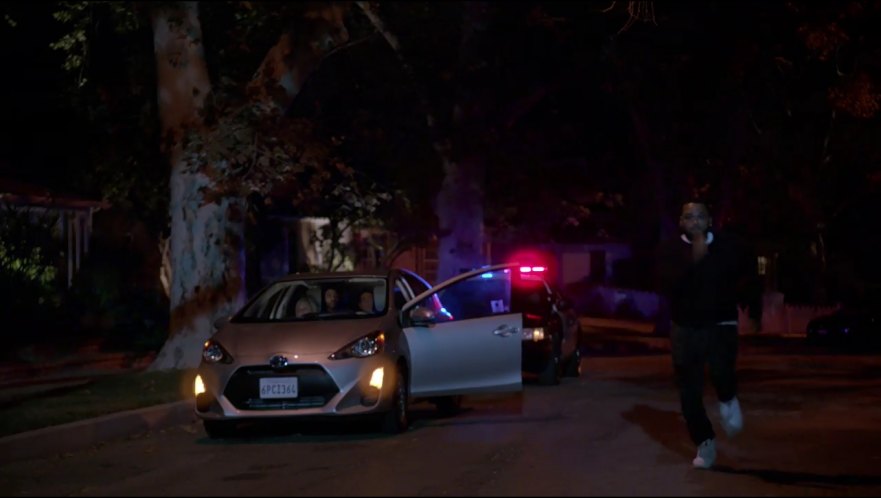 2015 Toyota Prius c [NHP10]