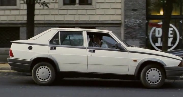 1989 Alfa Romeo 75 [162B]