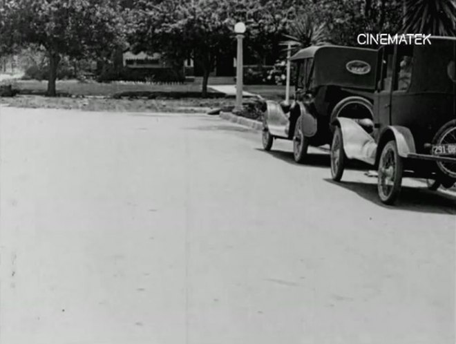 1917 Ford Model T Sedan