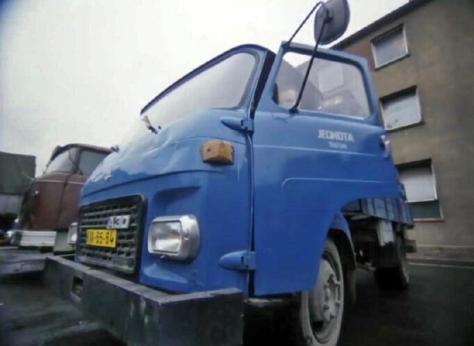 Avia A-30