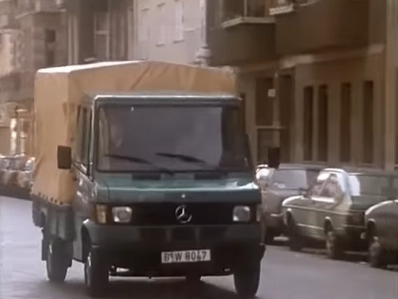 Mercedes-Benz [T1]