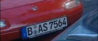 1373480