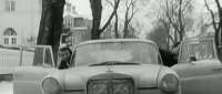 Click for details and comments about this vehicle 1890359