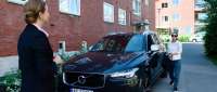 Click for details and comments about this vehicle 2104011