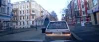 Click for details and comments about this vehicle 2104859