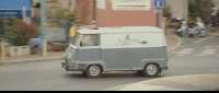 698757